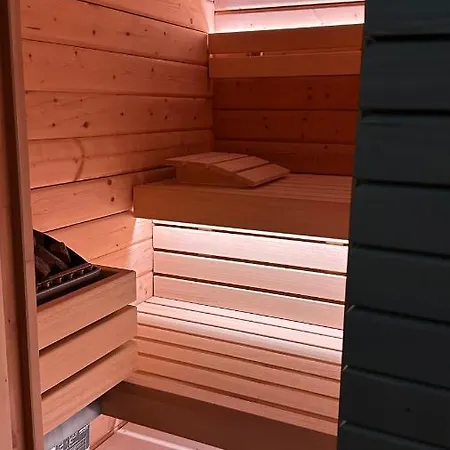 Designer-loft Mit Whirlpool