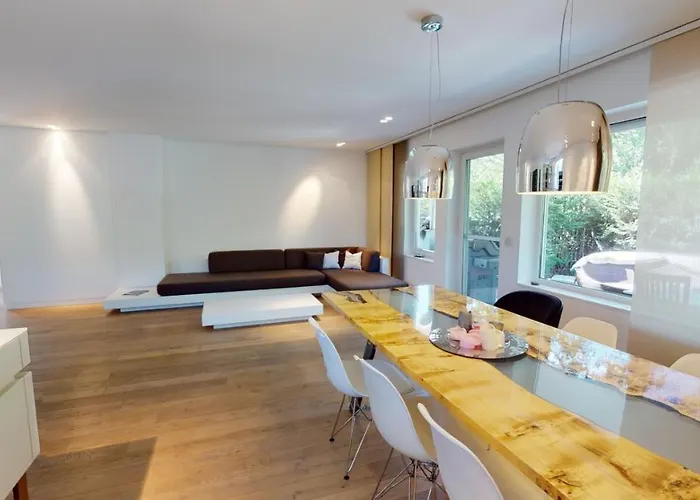 Designer-loft Mit Whirlpool